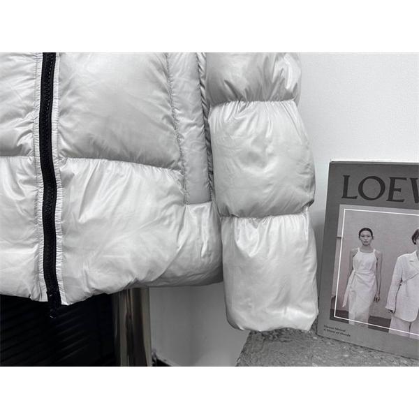 グレー 2025秋冬 シンプルファー ダウンジャケット スーパーコピー カナダグース Canada Goose