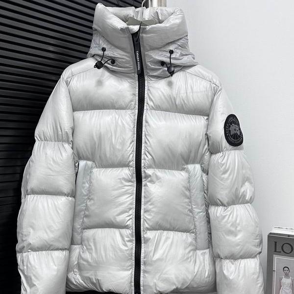 グレー 2025秋冬 シンプルファー ダウンジャケット スーパーコピー カナダグース Canada Goose