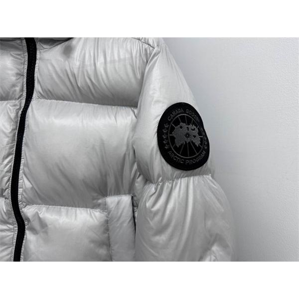 グレー 2025秋冬 シンプルファー ダウンジャケット スーパーコピー カナダグース Canada Goose