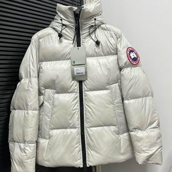 カナダグース Canada Goose ブラック 2025秋冬 クラシックファー ダウンジャケット 偽物