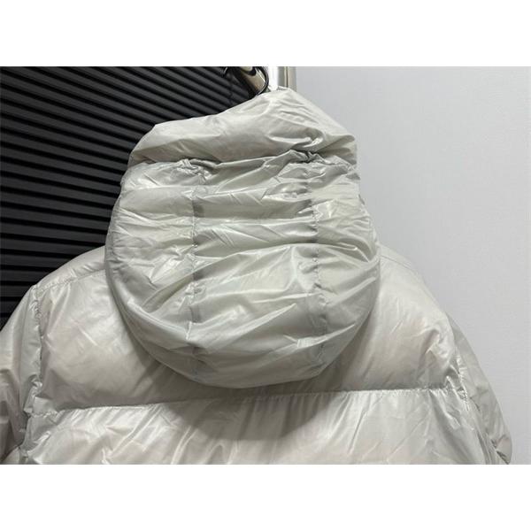 カナダグース Canada Goose ブラック 2025秋冬 クラシックファー ダウンジャケット 偽物