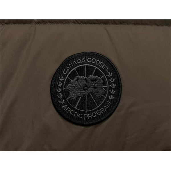 カナダグース Canada Goose 高品質 ブラック 2025秋冬 ショートダウンジャケット スーパーコピー