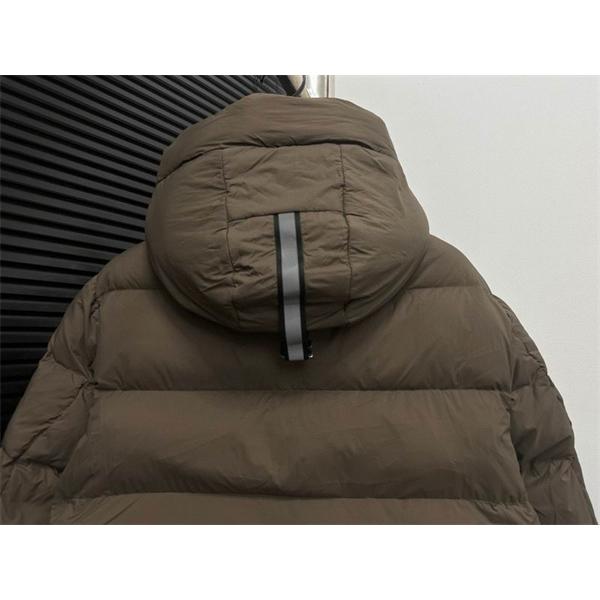 カナダグース Canada Goose 高品質 ブラック 2025秋冬 ショートダウンジャケット スーパーコピー