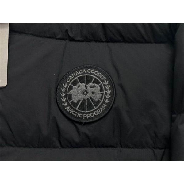 売れ筋 ネイビー 2025秋冬 ダウンジャケット コピー 新デザイン カナダグース Canada Goose