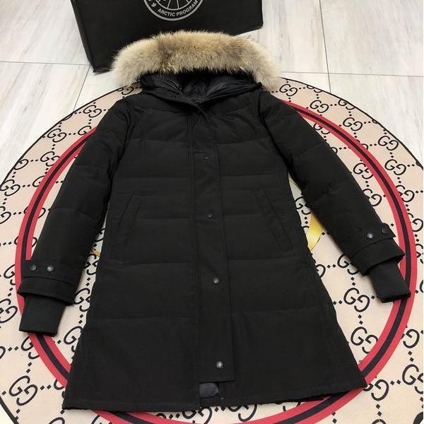 カナダグース Canada Goose 2025秋冬 ブラック ロングファーダウンコート コピー 着回し抜群