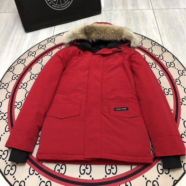 売れ筋おすすめモデル カナダグース Canada Goose 2025秋冬 レッド ダウンジャケット 偽物