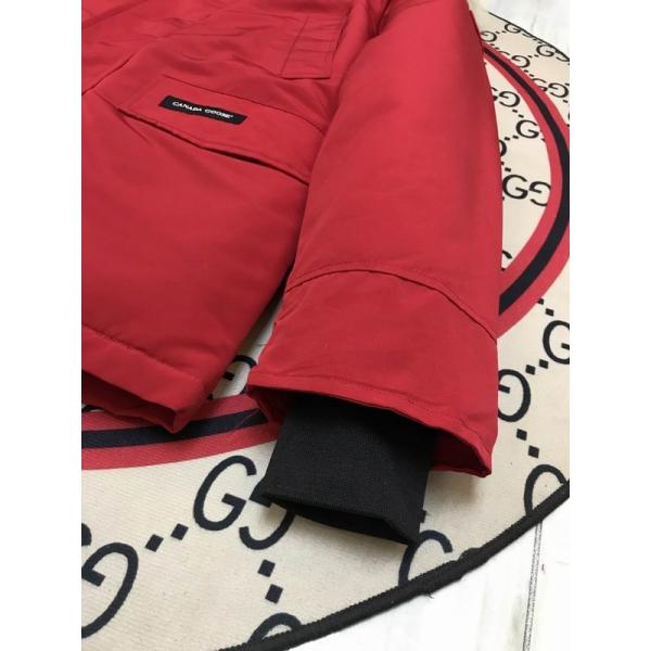 売れ筋おすすめモデル カナダグース Canada Goose 2025秋冬 レッド ダウンジャケット 偽物