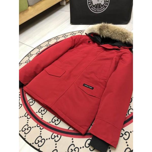 売れ筋おすすめモデル カナダグース Canada Goose 2025秋冬 レッド ダウンジャケット 偽物
