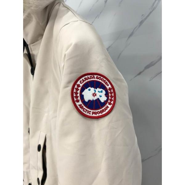カナダグース Canada Goose 2025秋冬 ホワイト ロングダウンコート スーパーコピー 当店イチオシ
