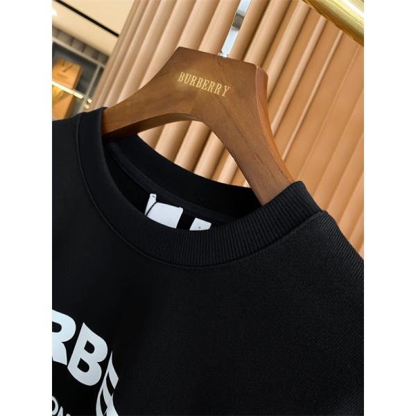 Burberry 白黒 2 色 秋冬定番 バーバリーコピーパーカー ホールド付き 最新コレクション