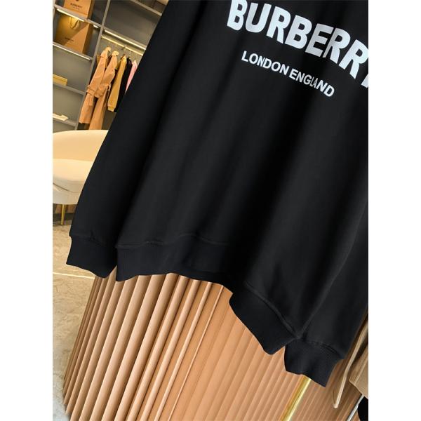 Burberry 白黒 2 色 秋冬定番 バーバリーコピーパーカー ホールド付き 最新コレクション