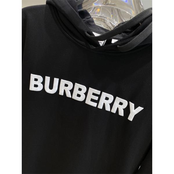 白黒 2 色 秋冬でも快適 バーバリーコピーロン T パーカー シンプル上品 Burberry