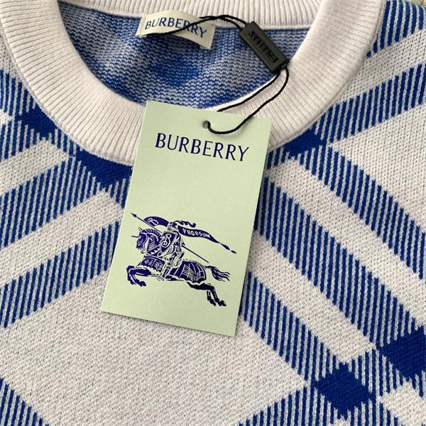 赤色格子柄デザイン 秋冬アクティブ注目 Burberry バーバリー コピー クルーネックニット クオリティ 季節限定モデル