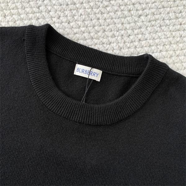 2025秋冬 白色ロゴアクセント 秋冬定番愛用 バーバリー スーパーコピー クルーネックニット Burberry 日常使い万能