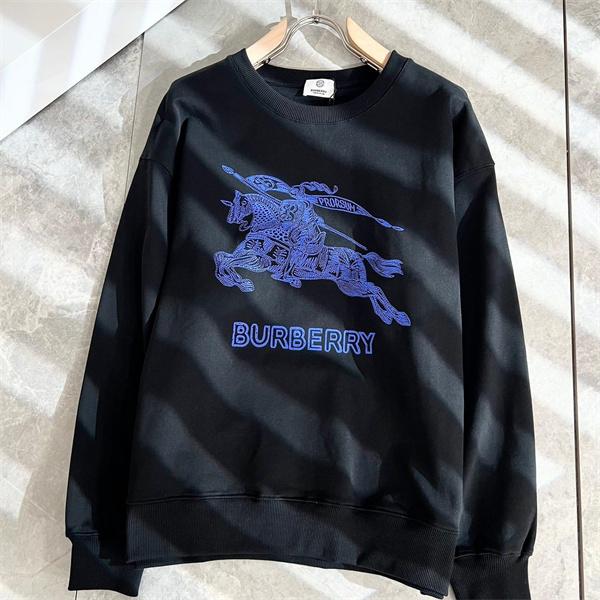 Burberry 黒色青ロゴアクセント 2025秋冬特選ファッション バーバリー コピー パーカー デザイナー風