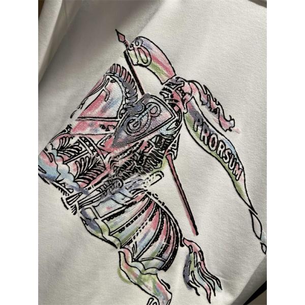 黒色虹色ロゴアクセント 2025秋冬大人気注目 バーバリー 偽物 パーカー スーパーコピークオリティ