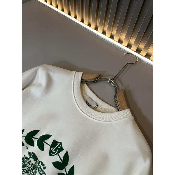 Burberry 黒色緑ロゴアクセント 2025秋冬定番ファッション バーバリー コピー パーカー 日常使い万能