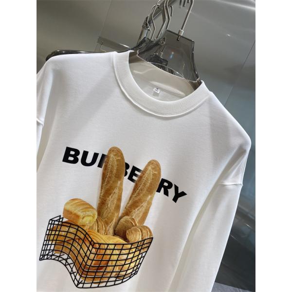 白色パンアクセント 2025秋冬ユニーク注目 バーバリー 偽物 パーカー デザイナー別注風  Burberry