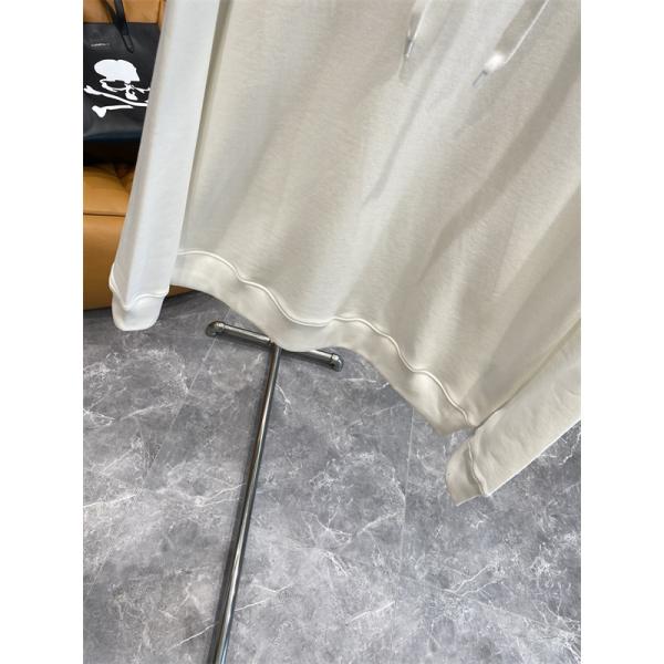  Burberry 黒白 2 色展開 秋冬定番愛用 バーバリー スーパーコピー パーカー クオリティ 季節限定モデル