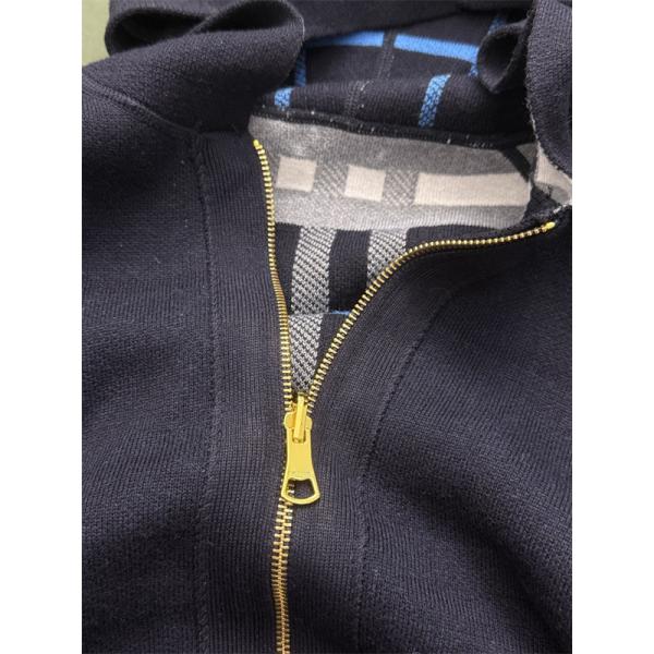 Burberry 紺色ロゴアクセント 秋冬定番ファッション バーバリー スーパーコピー パーカーニット 日常使い万能