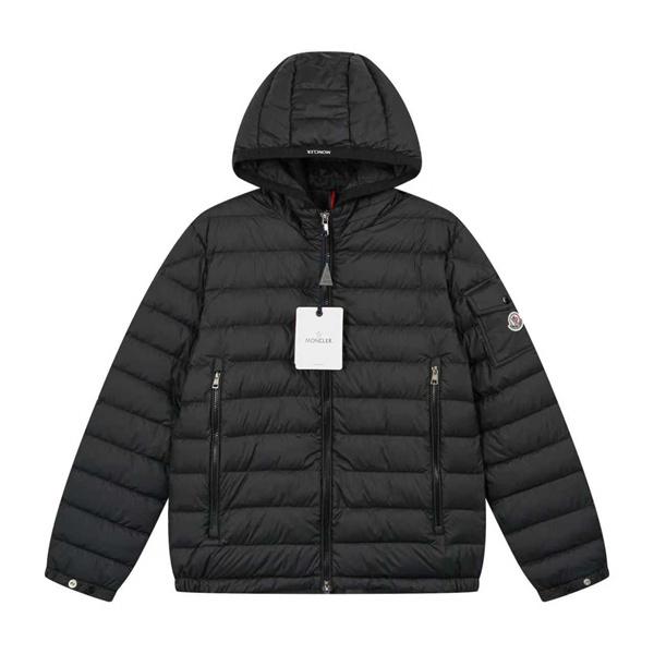 Moncler 軽量保温カーキ 軽量デザイン ハードルーフ付き モンクレール 偽物 ライトダウンジャケット