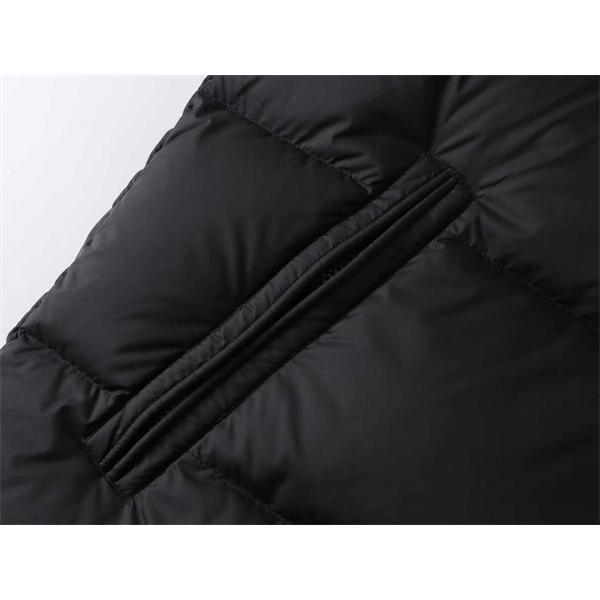 クラシックブラック 定番人気 大ロゴ付き モンクレール スーパーコピー ダウンジャケット Moncler 冬の定番