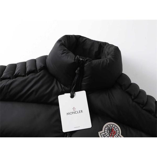 Moncler 2025秋冬ブラック ユニークデザイン ボリューム感満点 モンクレール コピー ダウンジャケット