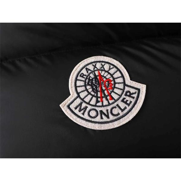 Moncler 2025秋冬ブラック ユニークデザイン ボリューム感満点 モンクレール コピー ダウンジャケット