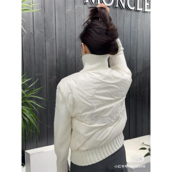 ホワイト ニット袖拼接 エレガントデザイン モンクレール コピー ダウンジャケット Moncler 冬の典雅
