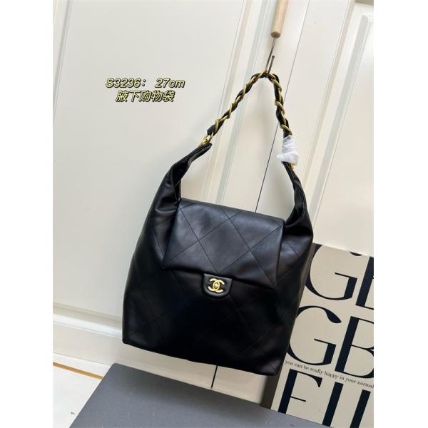 Chanel 冬の貴婦人 ブラック ダイヤ柄縫製 チェーンアクセント シャネル コピー ショルダーバッグ 高級感