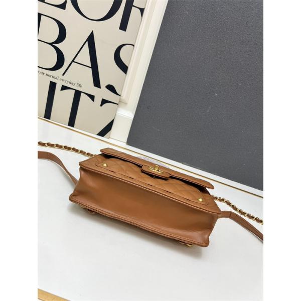  Chanel 冬の魅力 ブラック ダイヤ柄縫製 チェーンアクセント シャネル スーパーコピー ハンドバッグ