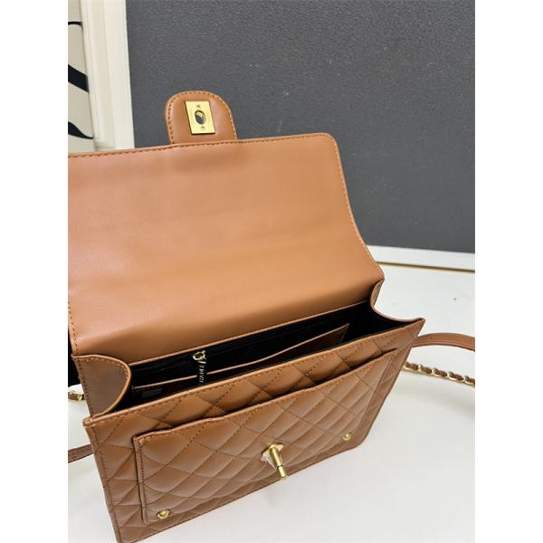  Chanel 冬の魅力 ブラック ダイヤ柄縫製 チェーンアクセント シャネル スーパーコピー ハンドバッグ