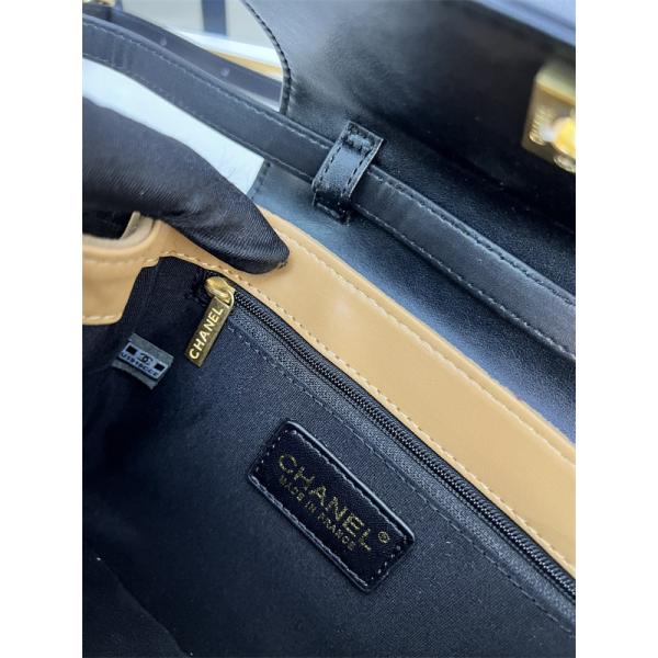 高品質レザー素材と丁寧なダイヤ柄縫製で丁重に仕上げられています。シャネル コピー バッグ Chanel 冬の匠