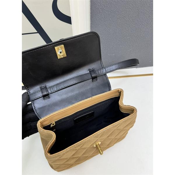 高品質レザー素材と丁寧なダイヤ柄縫製で丁重に仕上げられています。シャネル コピー バッグ Chanel 冬の匠