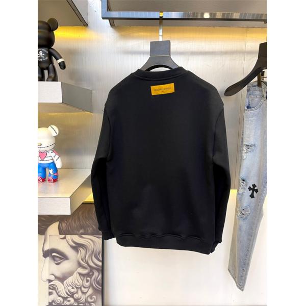 Louis Vuitton ルイヴィトン スーパーコピー ホワイト ロゴ パーカー 季節限定 シンプル人気 高級感漂う 