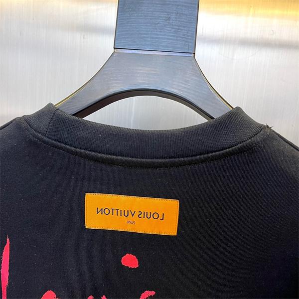 トレンド感抜群 おしゃれデザイン Louis Vuitton ルイヴィトン 偽物 ハート ロゴ パーカー ホワイト 