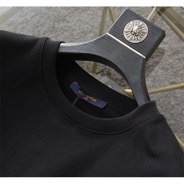 大人シック 上品スタイル Louis Vuitton ルイヴィトン 偽物 ポケットロゴ ブラック パーカー ホワイト 