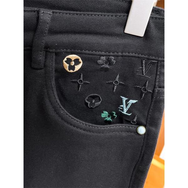 Louis Vuitton ルイヴィトン コピー ブラックデニム 秋冬スタイルおすすめ  モノグラム刺繍デザイン 