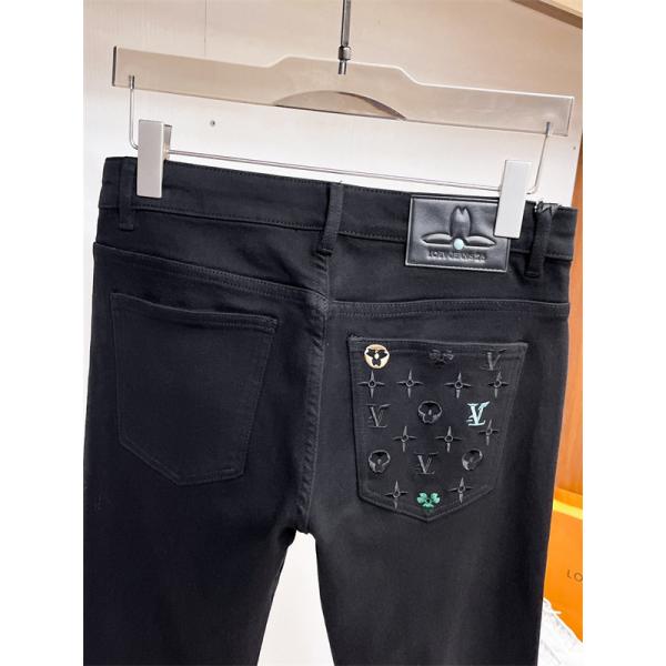 Louis Vuitton ルイヴィトン コピー ブラックデニム 秋冬スタイルおすすめ  モノグラム刺繍デザイン 