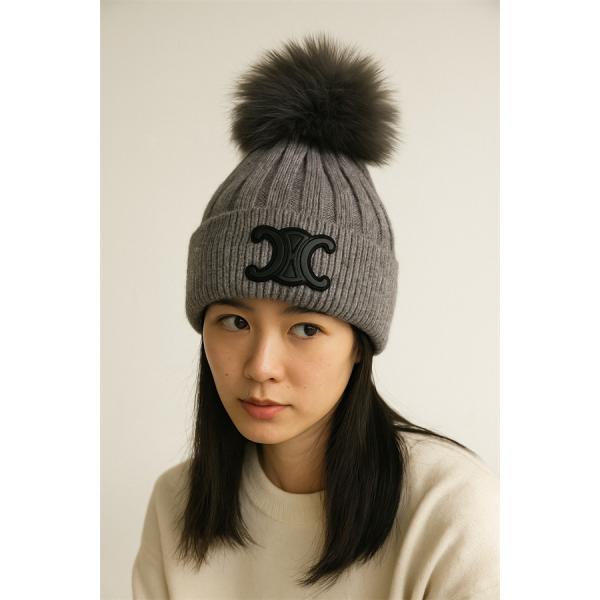 Celine セリーヌ 激安 トリオンフ ロゴ ポンポン付き...