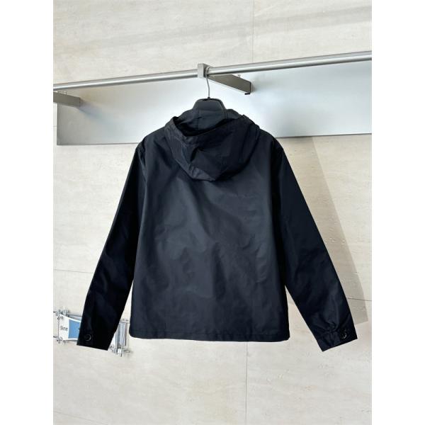 新作 ブラック ミニロゴデザイン 高品質 人気 スーパーコピー フードジャケット Prada プラダ 