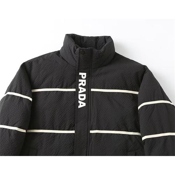 最新作 ブラック Prada プラダ ラインデザイン 防風 機能性 偽物 ダウンジャケット 保温性 高級