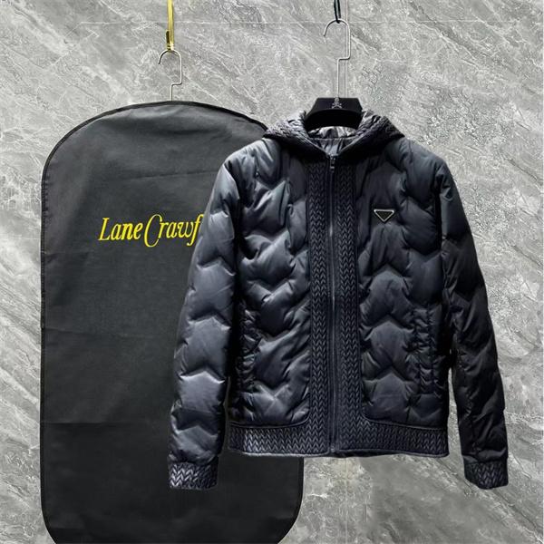 Prada プラダ 2025秋冬 新作 ブラック パターンステッチデザイン 上質 防寒 コピー ダウンジャケット