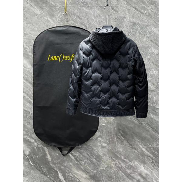 Prada プラダ 2025秋冬 新作 ブラック パターンステッチデザイン 上質 防寒 コピー ダウンジャケット