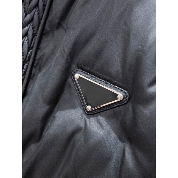 Prada プラダ 2025秋冬 新作 ブラック パターンステッチデザイン 上質 防寒 コピー ダウンジャケット