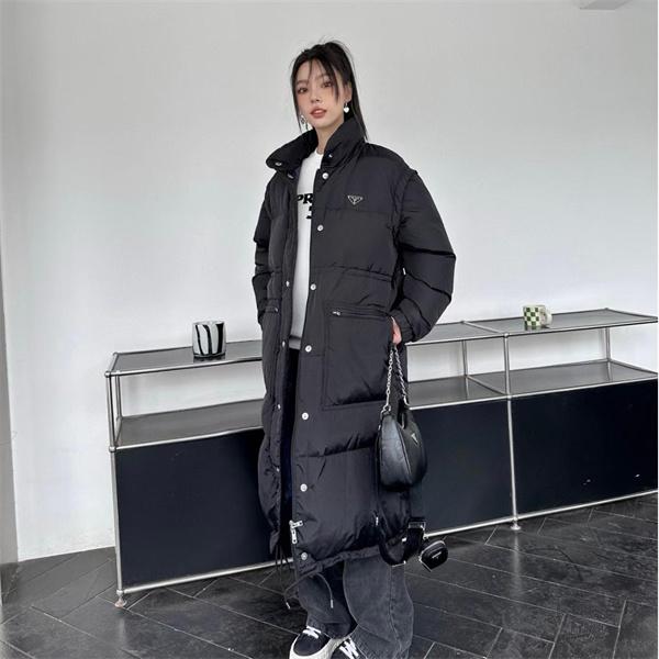 冬季限定 ブラック ロング丈 高級 保温 偽物 ダウンコート 季節限定モデル 人気 Prada プラダ 