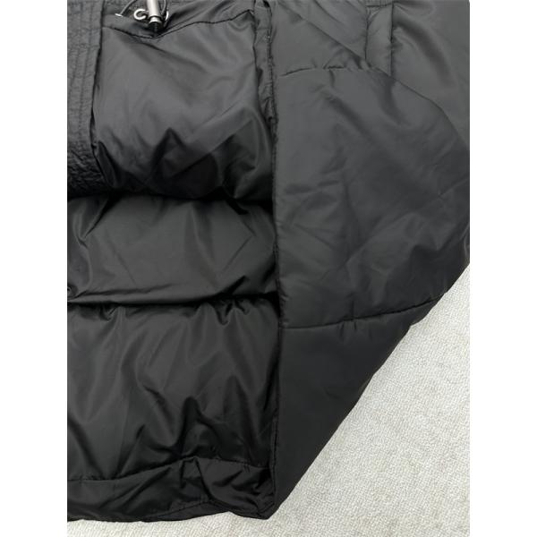 最新作 ネイビー クラシックシルエット 耐寒 優良 Prada プラダ スーパーコピー ダウンジャケット