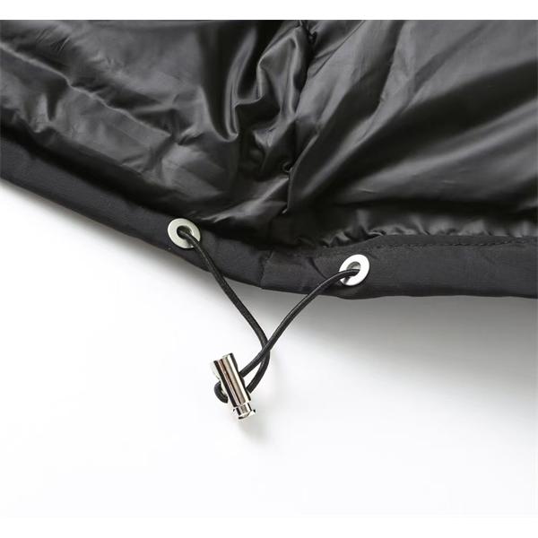 冬新作 ホワイト マルチポケットデザイン 機能的 防水 Prada プラダ コピー ダウンジャケット