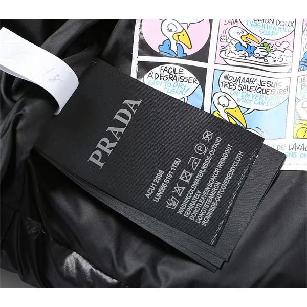 Prada プラダ 人気 ブラック レッドラインアクセント 高級 防寒 スーパーコピー ダウンジャケット