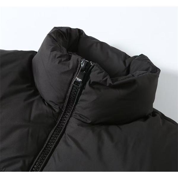 定番 ブラック テクスチャーデザイン 上品 軽量 偽物 ダウンジャケット 注目アイテム Prada プラダ 